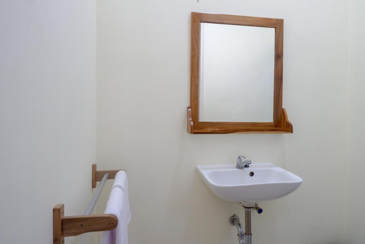 Reddoorz Near Rita Supermall Purwokerto 2 Экстерьер фото