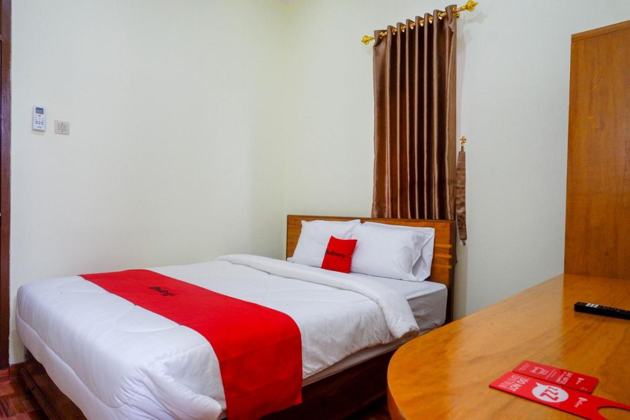 Reddoorz Near Rita Supermall Purwokerto 2 Экстерьер фото