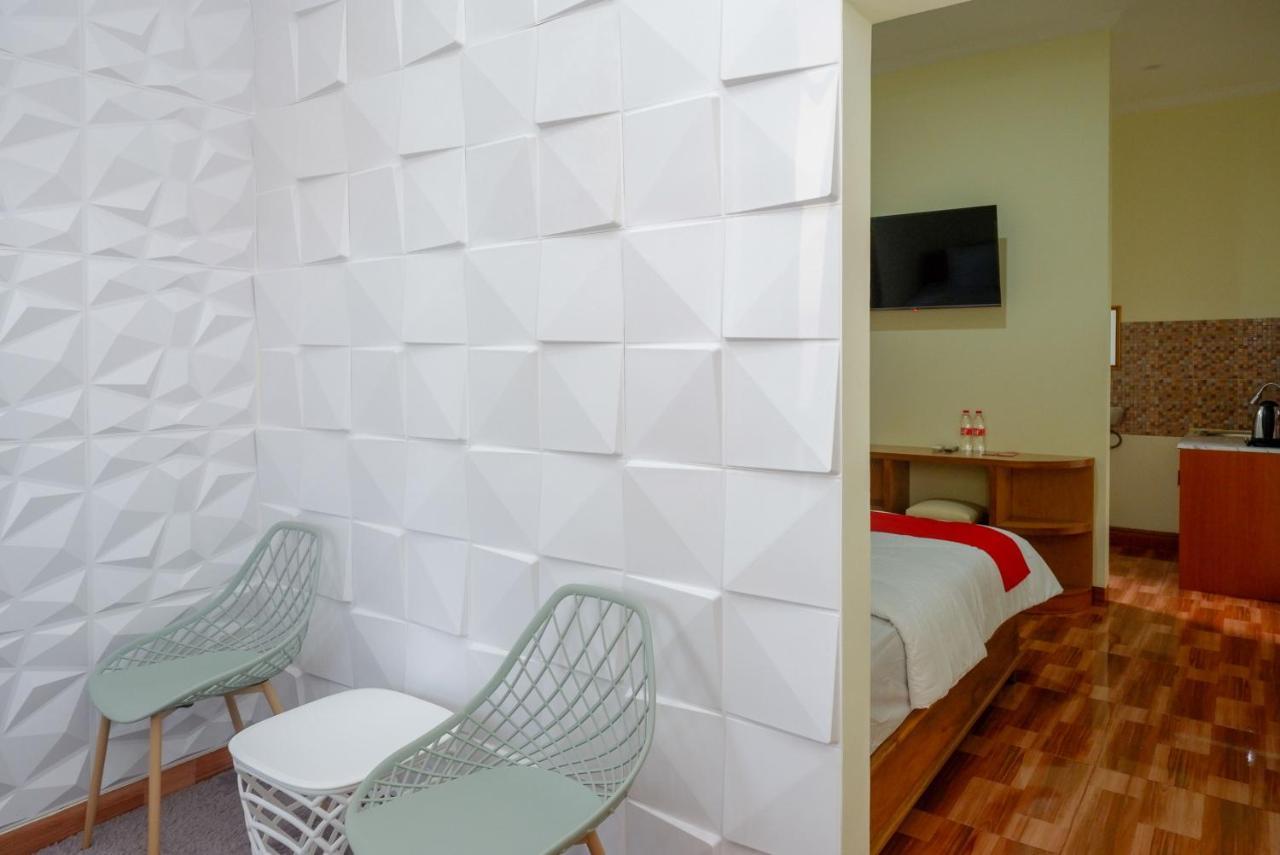 Reddoorz Near Rita Supermall Purwokerto 2 Экстерьер фото
