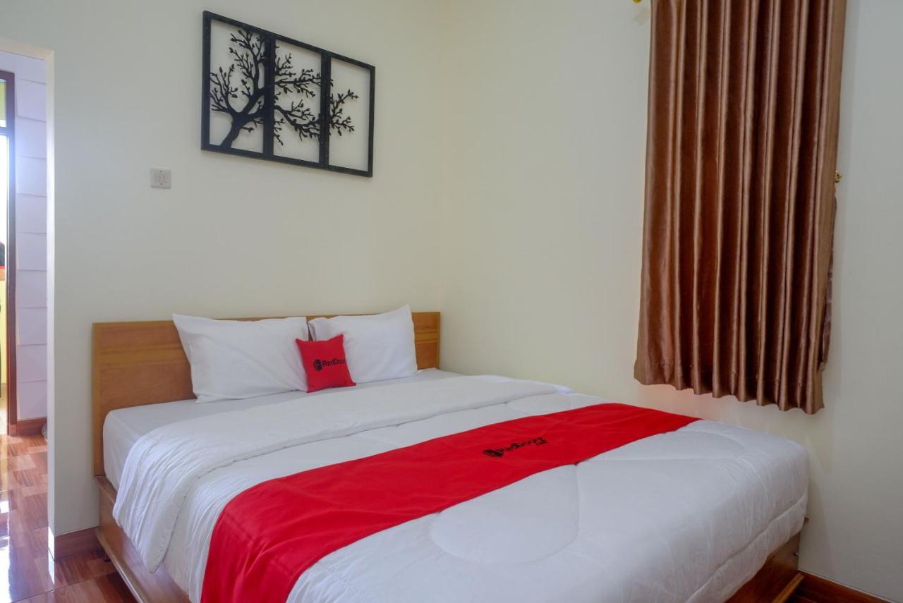 Reddoorz Near Rita Supermall Purwokerto 2 Экстерьер фото