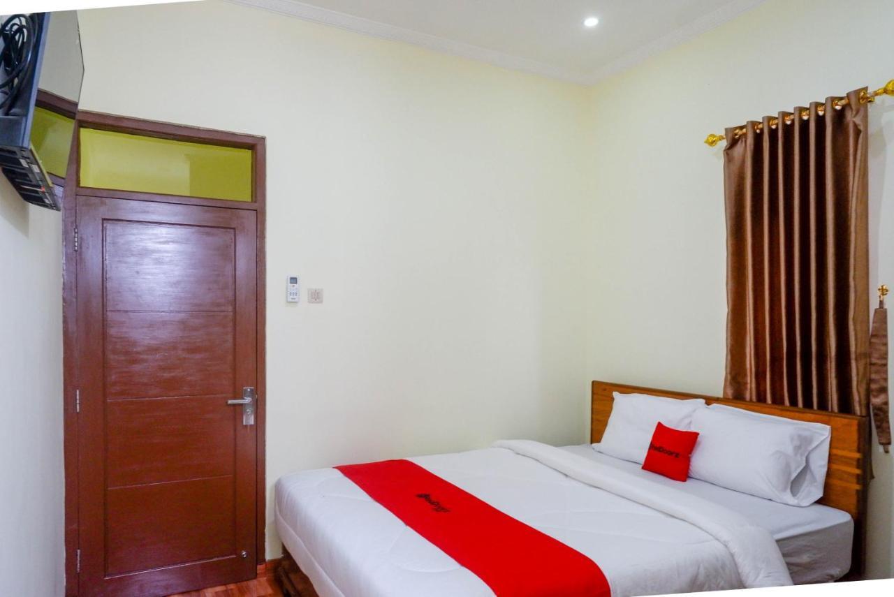 Reddoorz Near Rita Supermall Purwokerto 2 Экстерьер фото